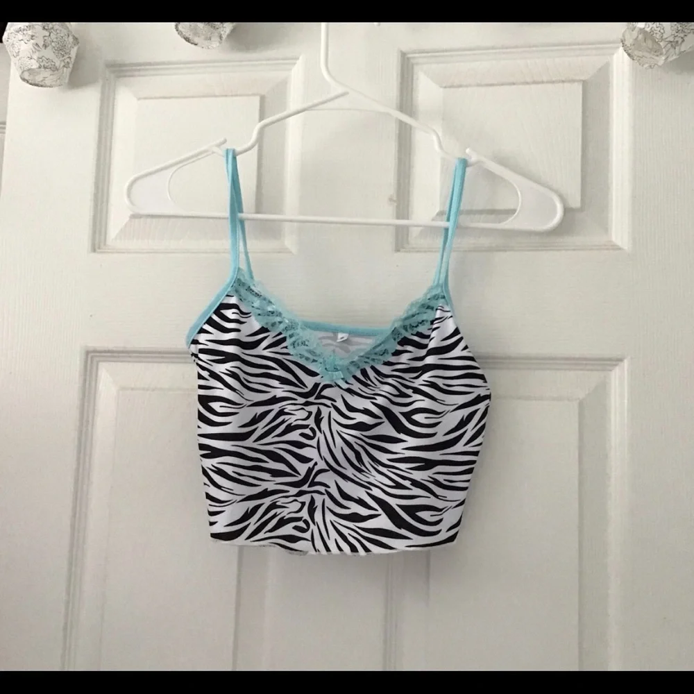 Zebra print top - Picture 1 of 2